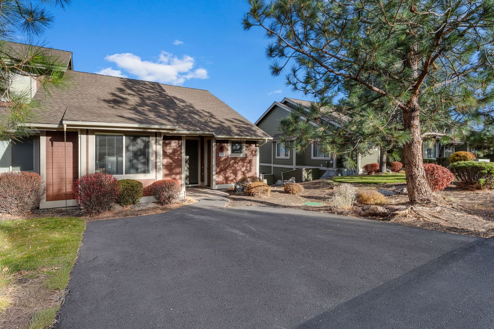 Eagle Crest Village Loop 10840 | Tranquil Retreat
