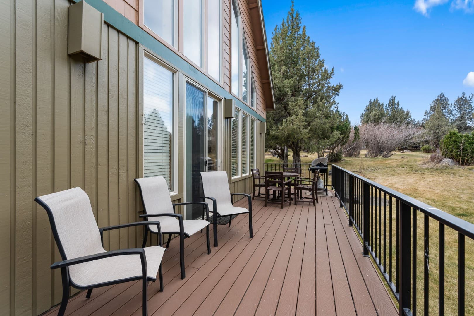 Serene & Secluded Eagle Crest Chalet