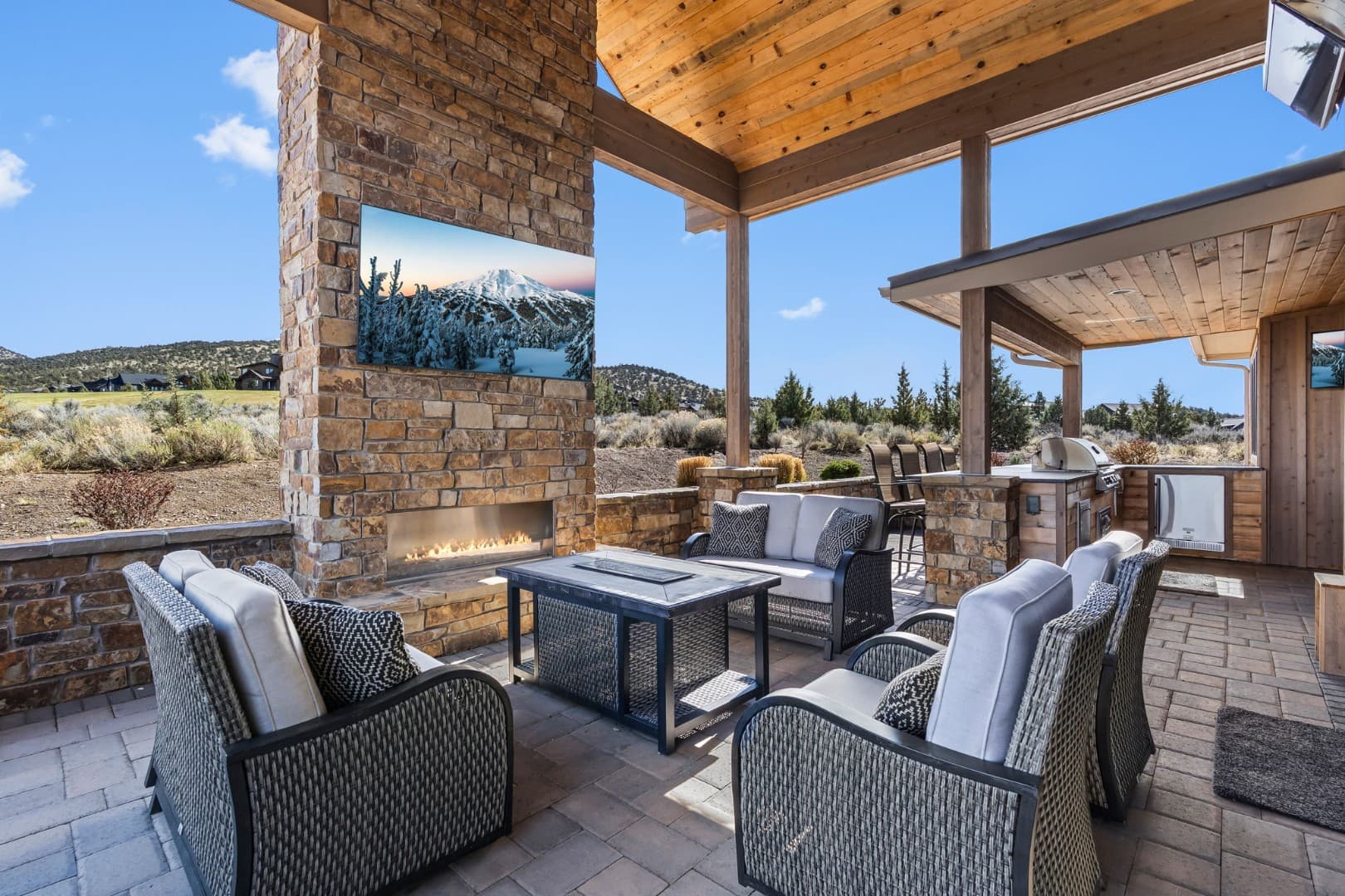 Two Saddle Estate | Brasada Ranch | 5200 SF!