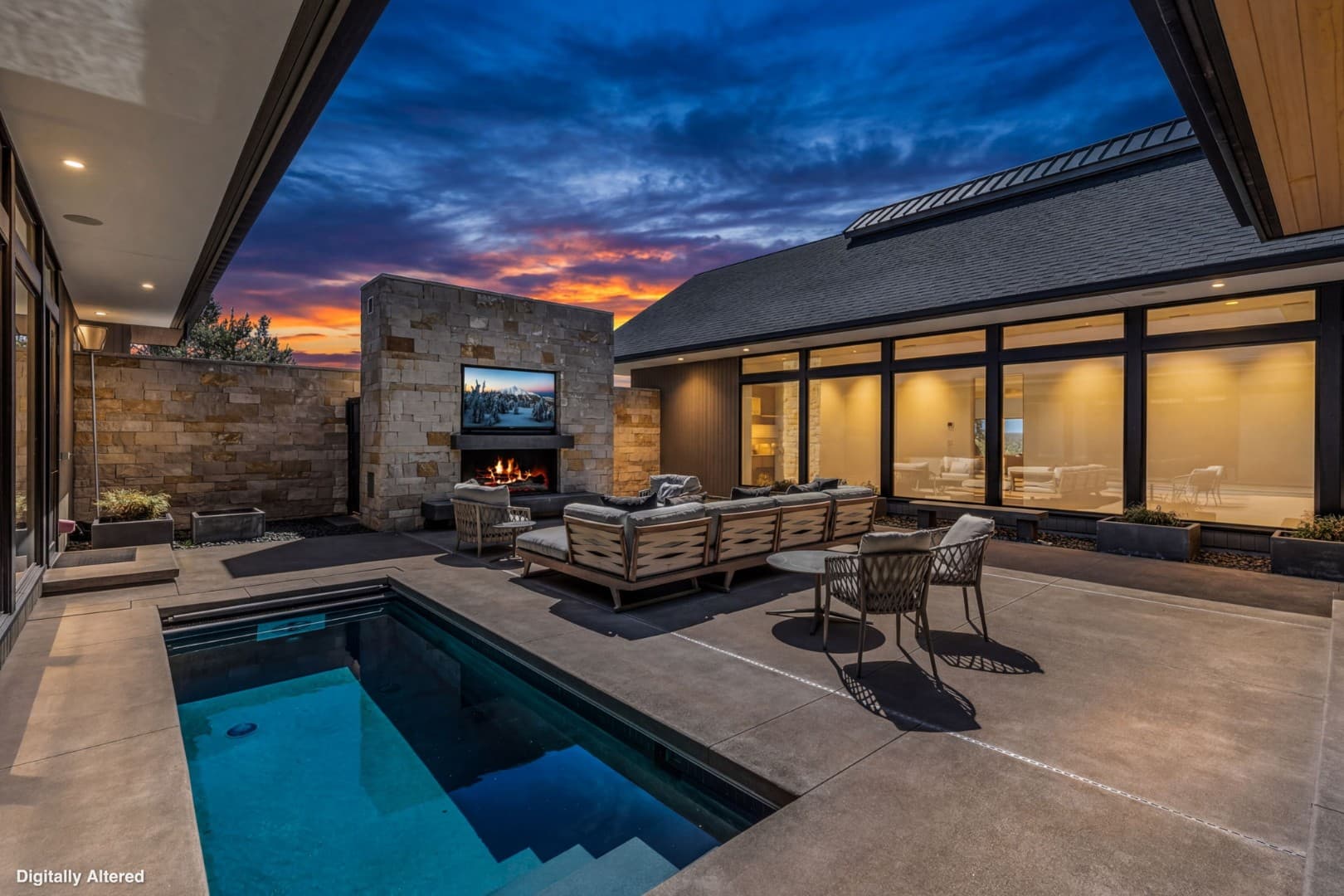 Luxury Haven | Home Gym | Pool | Golf simulator - Photo 1