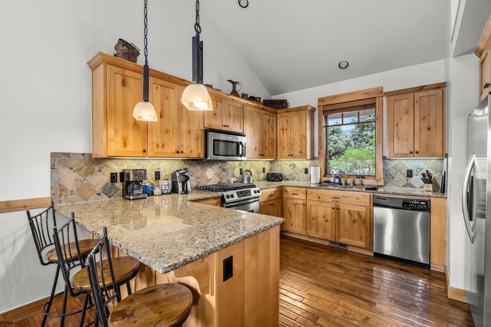 Brasada Ranch Cabin 78| Mtn & Golf Views| Hot Tub