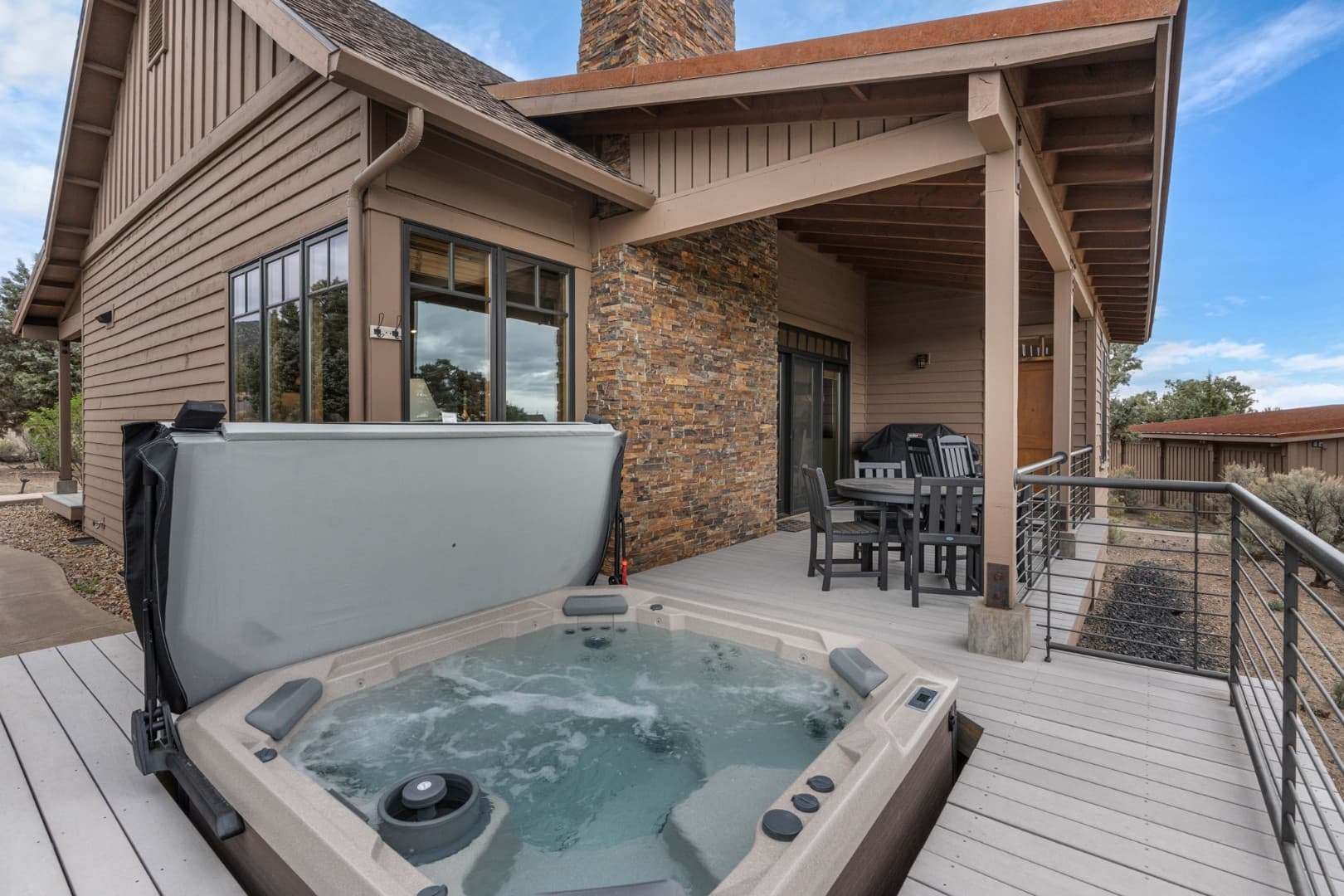 Brasada Ranch Cabin 78| Mtn & Golf Views| Hot Tub